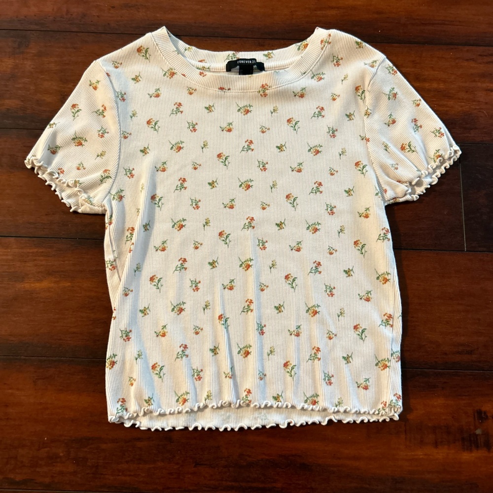Forever 21 Floral Tshirt